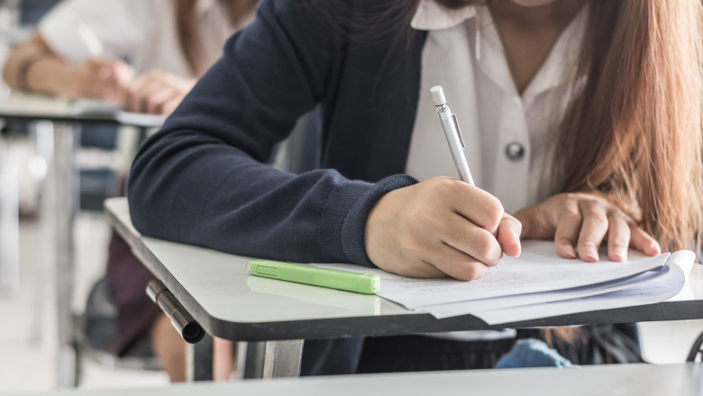 Read more about the article Anunț depunere contestații / vizualizare lucrări Evaluarea Națională 2026