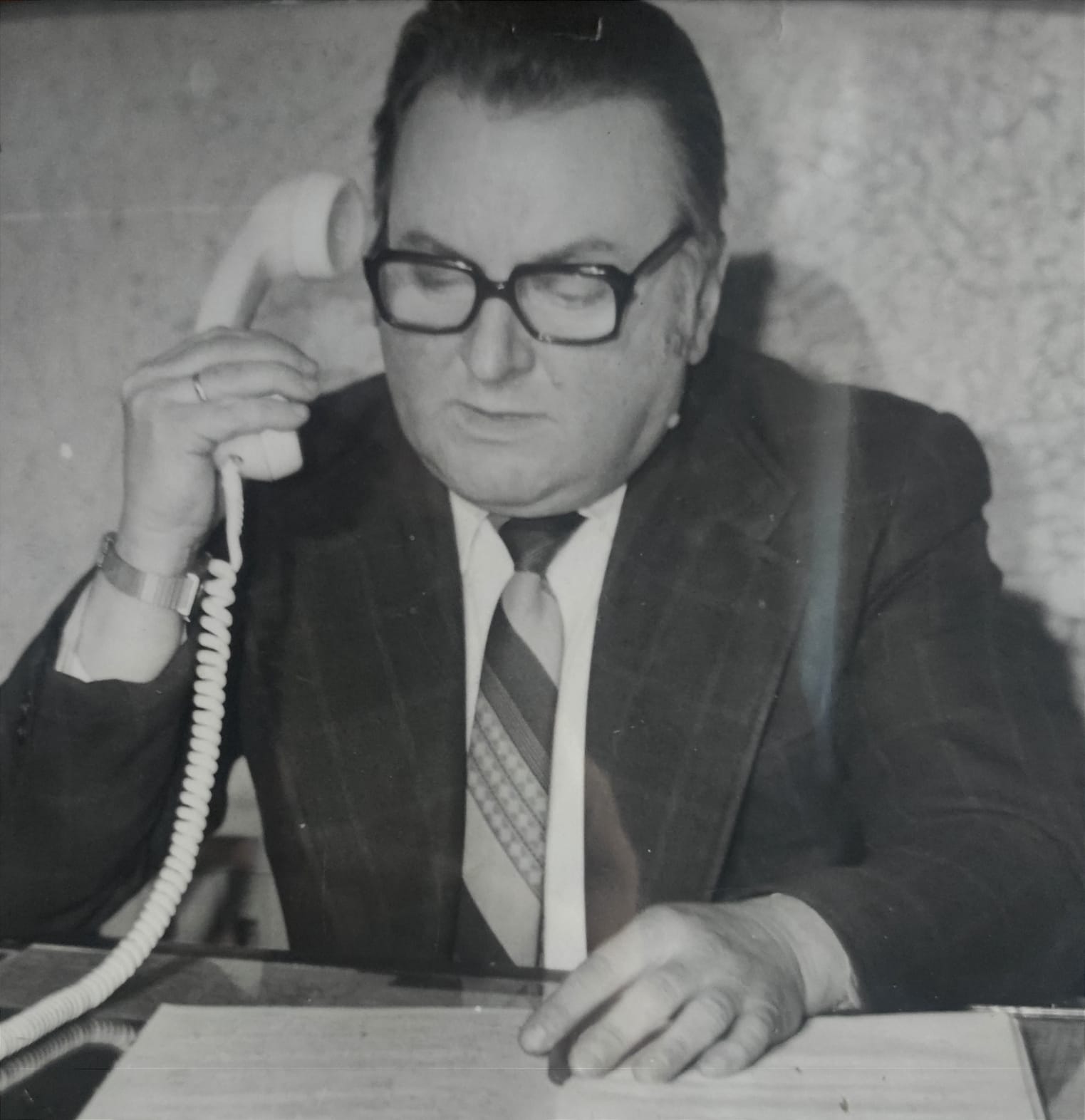 Read more about the article În memoriam Profesorul FLORIAN PETRESCU